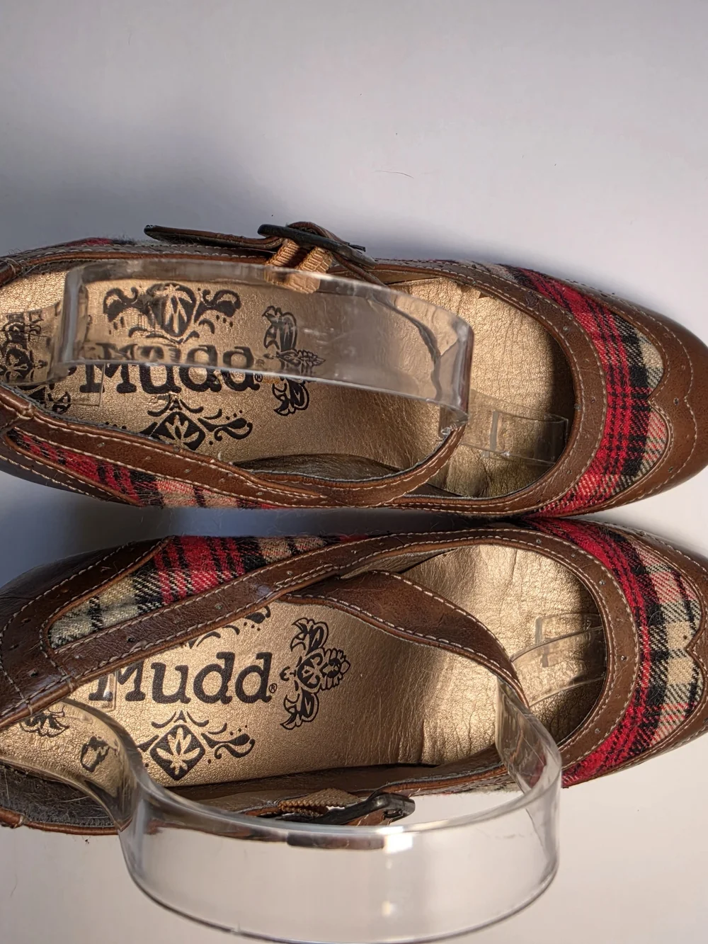 Vintage Mudd Red Plaid Mary Jane 3" Heels with Brown Leather Trim Size 7.5 - Picture 3 of 8